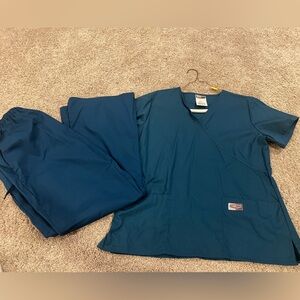 Women’s Landau Scrub Set -Caribbean Blue